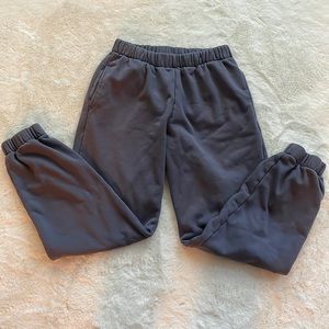 Brandy Melville Rosa Sweatpants